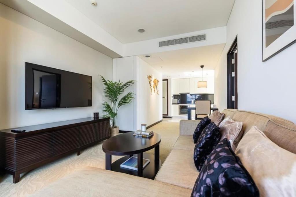 One Bedroom In Jw Marriott Marina Apartment Dubai