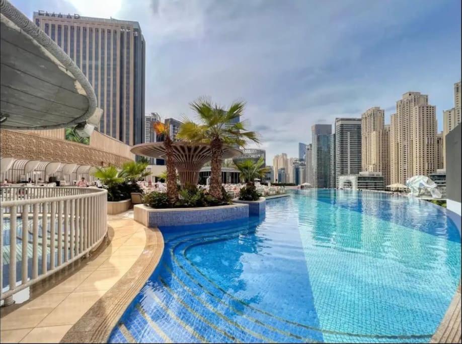 One Bedroom In Jw Marriott Marina Dubai